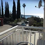 Casa de hóspedes Sunny House Free Parking