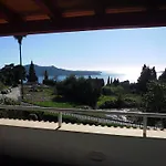 Sunny House Free Parking