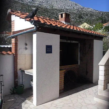 Pensión Sunny House Free Parking