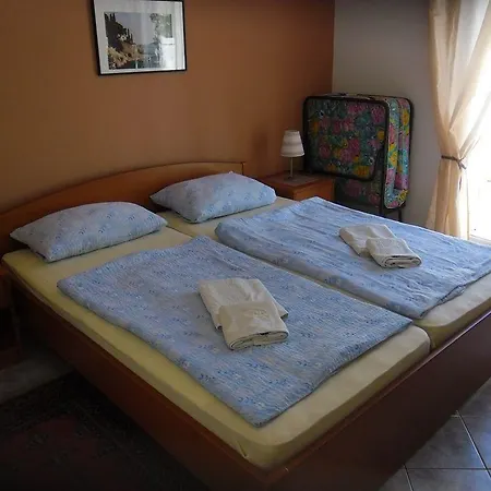 Pensión Sunny House Free Parking Trsteno