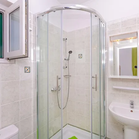 Affittacamere Sunny House Free Parking Trsteno
