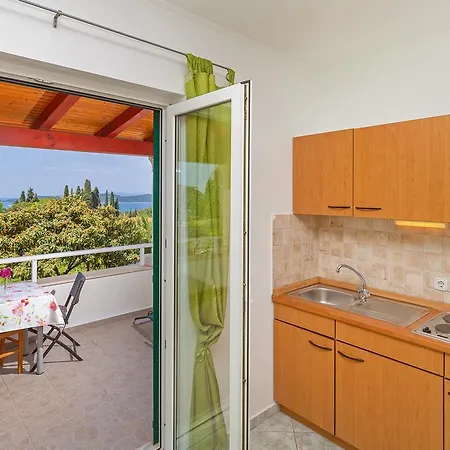 Sunny House Free Parking Affittacamere 3*
