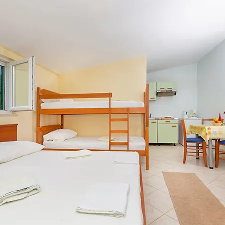 Sunny House Free Parking 3* Trsjteno