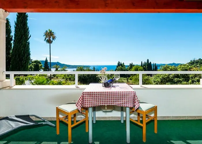 Guest house Sunny House Free Parking Trsteno